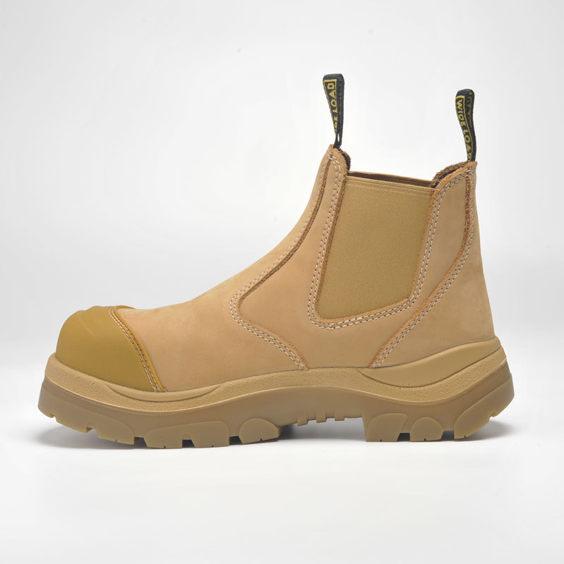 Boot 330d.jpg