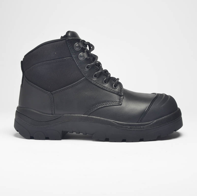 Boot 324c.jpg