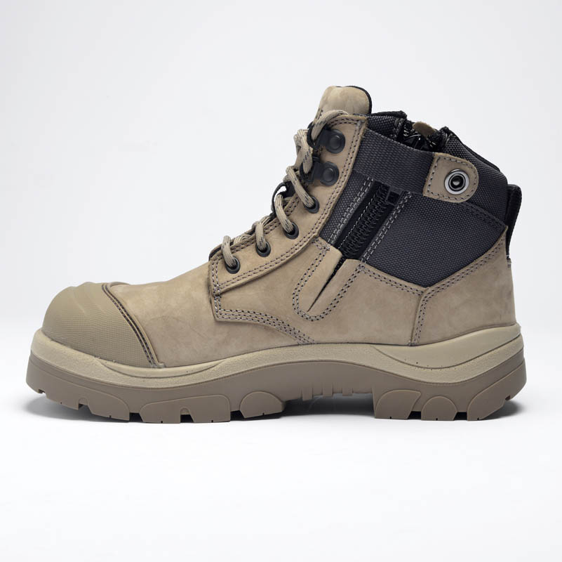 Boot 318d.jpg