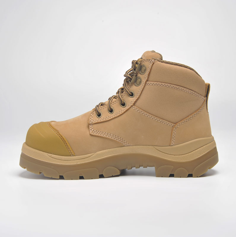 Boot 331d.jpg