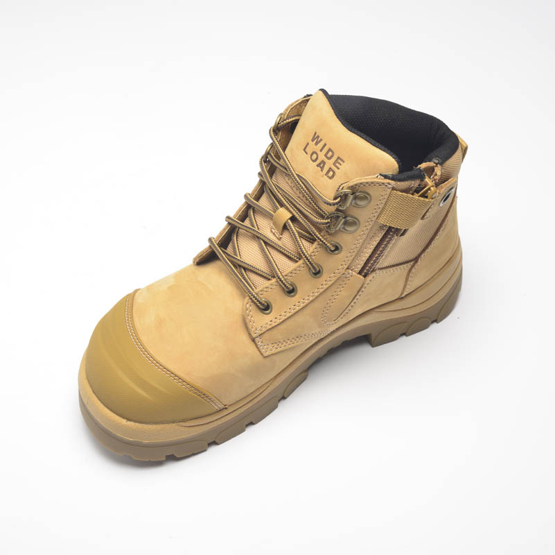 Boot 320h.jpg