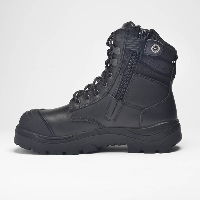 Boot 323d.jpg